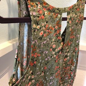 Olive green Old Navy floral tank